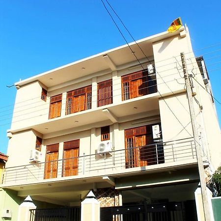 The City Tourist Hotel Anuradhapura Esterno foto