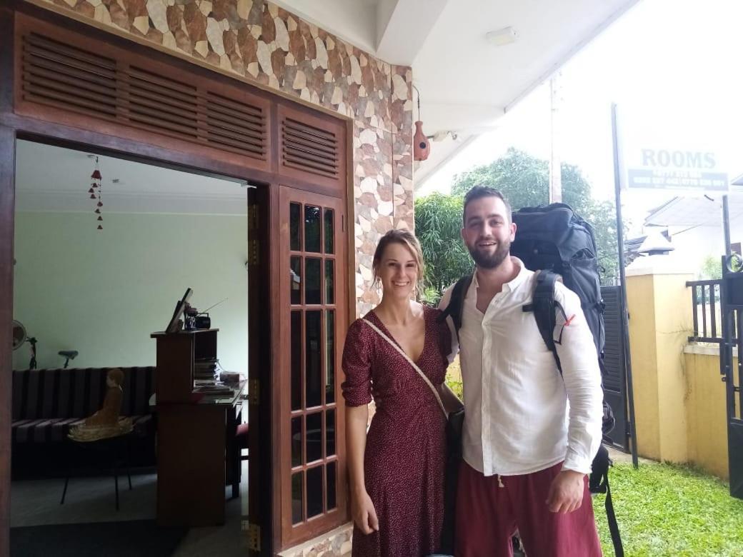 The City Tourist Hotel Anuradhapura Esterno foto