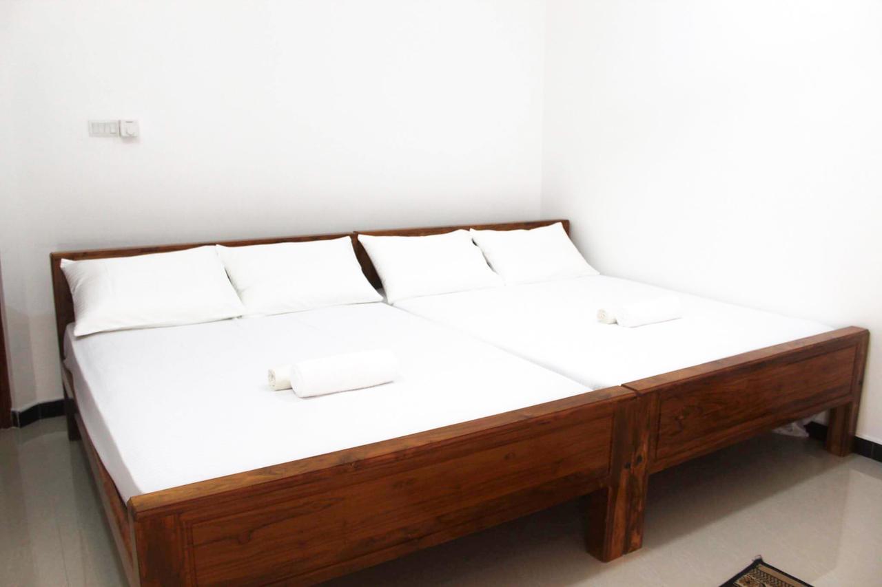 The City Tourist Hotel Anuradhapura Esterno foto