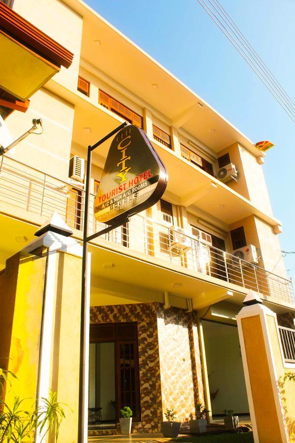 The City Tourist Hotel Anuradhapura Esterno foto