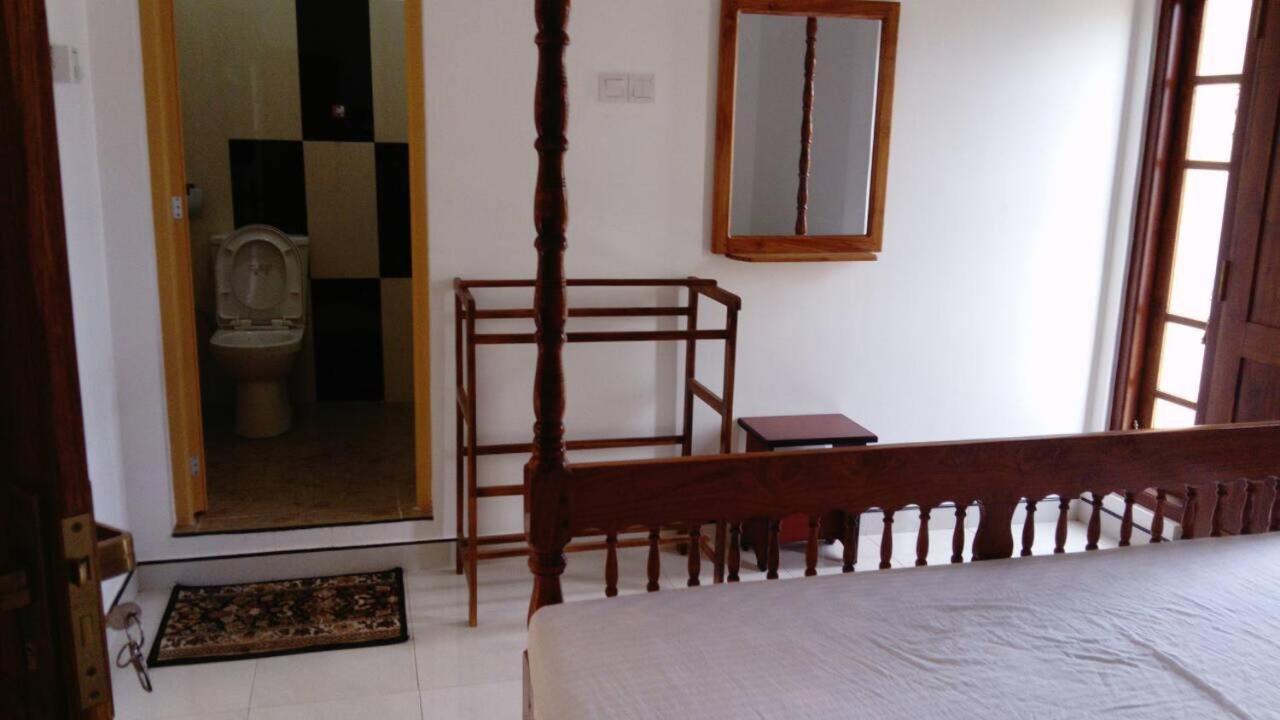 The City Tourist Hotel Anuradhapura Esterno foto